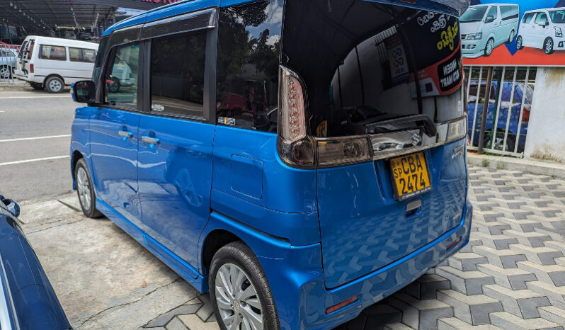 
								Toyota Spacia 2017 full									