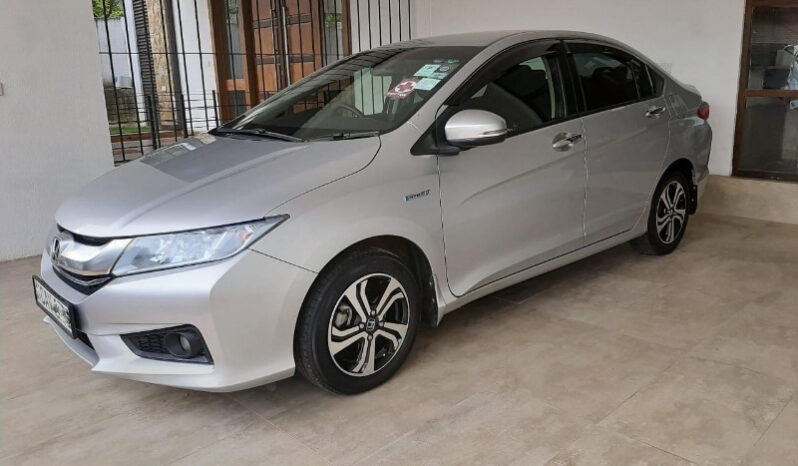 
								Honda Grace 2015 full									