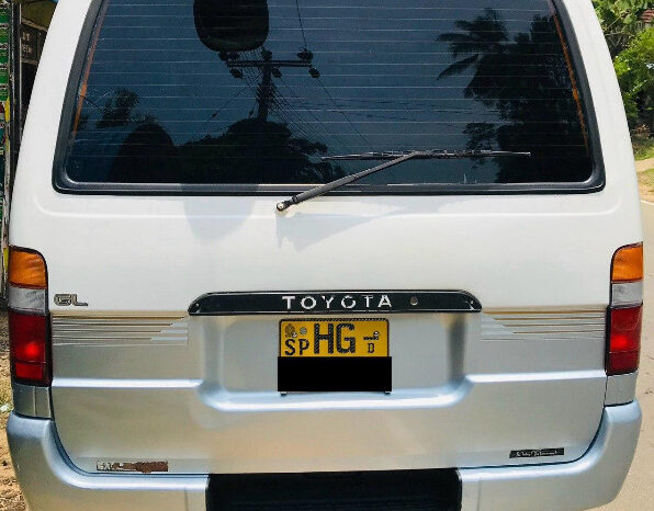 
								Toyota Hiace 1997 full									